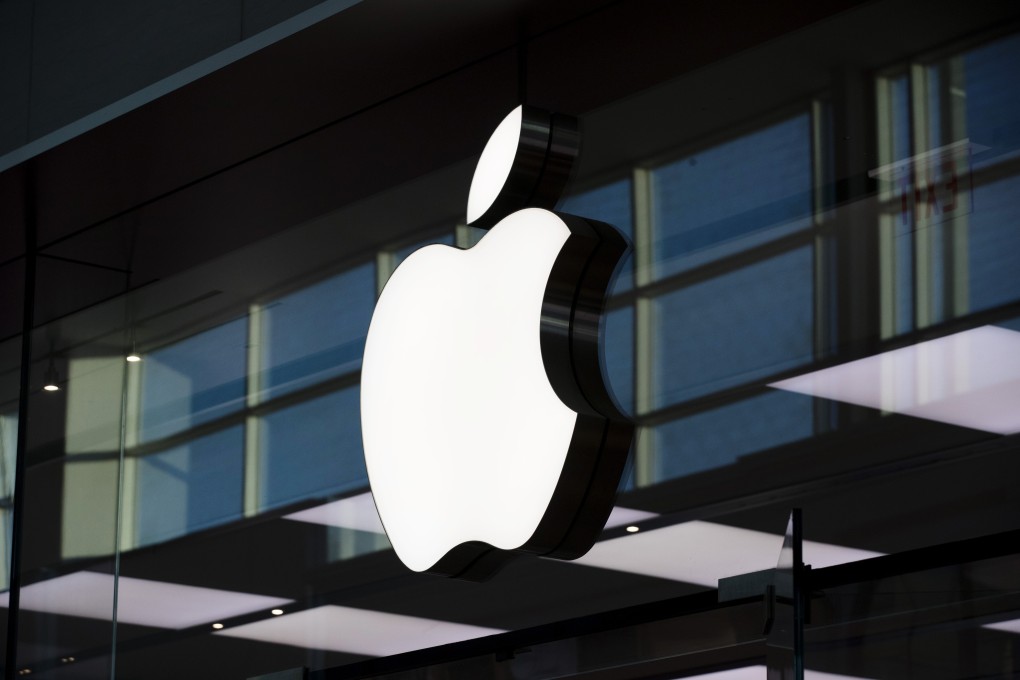An Apple logo is displayed outside a store in Toronto, Canada, in August. Photo: Bloomberg