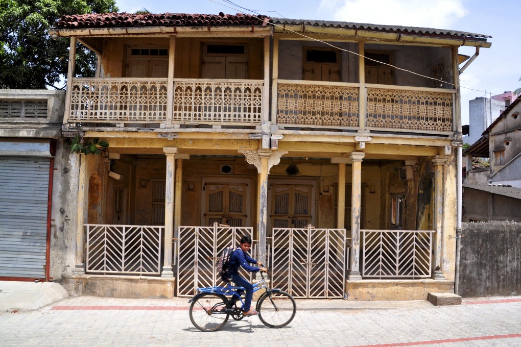 An uninhabited Parsi house in Udvada, Gujarat, in India. Photo: Mukul Gupta