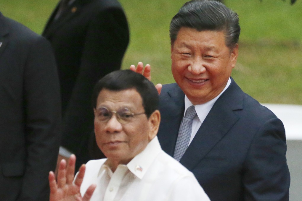 Chinese President Xi Jinping and Philippine President Rodrigo Duterte at Malacañan Palace in Manila. Photo: AP