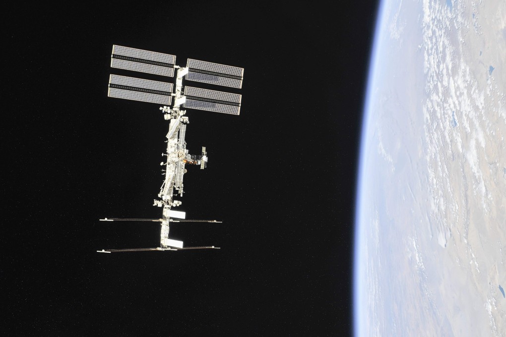 Bovine cells on-board the International Space Station were grown into small-scale muscle tissue using a 3D bioprinter. Photo: AFP