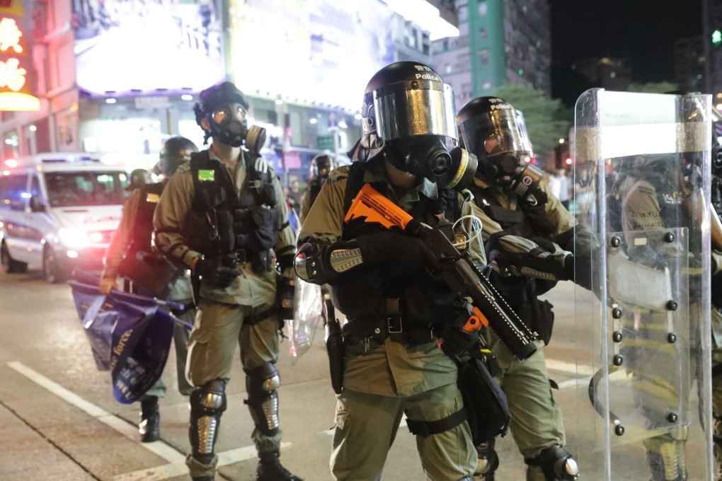 Riot police on the streets in Mong Kok. Photo: Edmond So