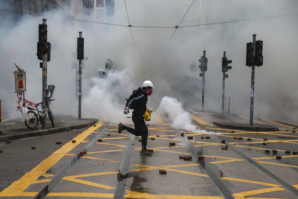 Apple has removed a US news app from its online stores in mainland China. Photo: Sam Tsang