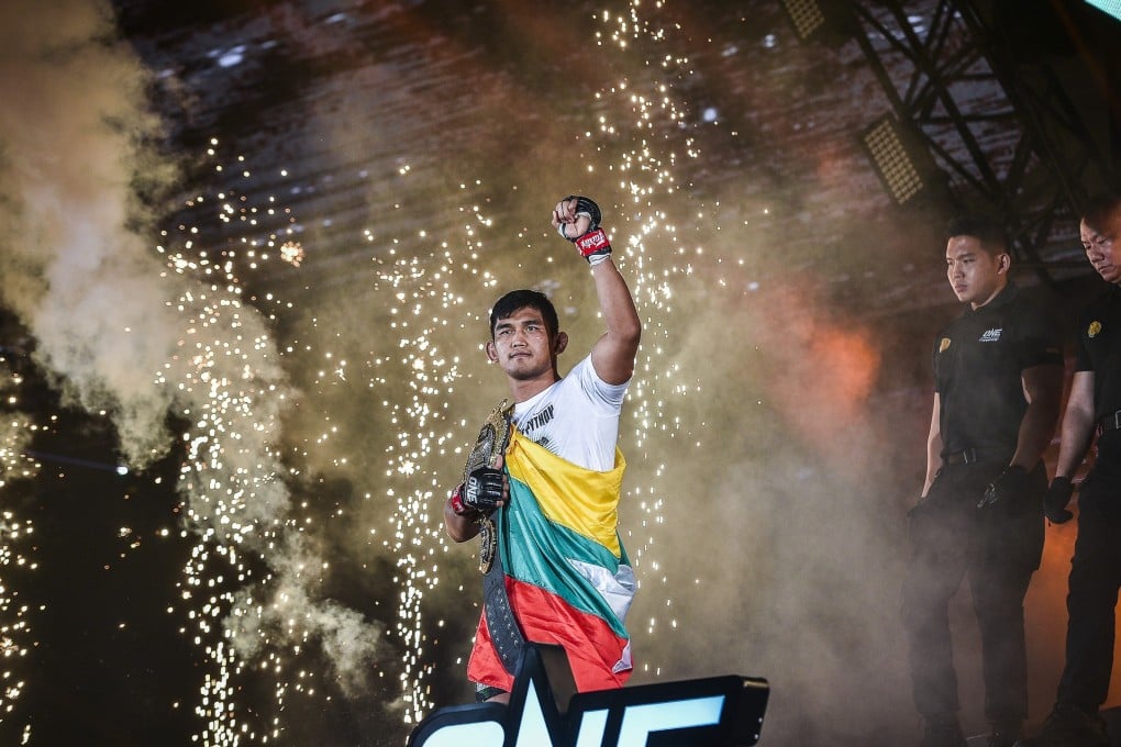 Aung La N Sang walks to the ring.