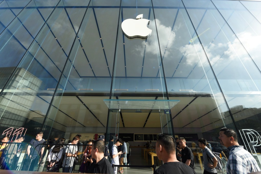 Apple’s market share in China is sliding as nationalist rhetoric calling for consumers to switch to Chinese phone manufacturer Huawei has gained momentum amid the trade war between China and the United States. Photo: Reuters