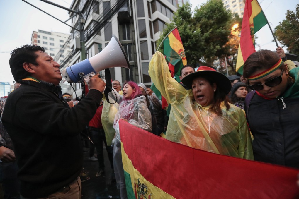 Demonstrators in La Paz protest against alleged electoral fraud in the general elections. Photo: EPA-EFE