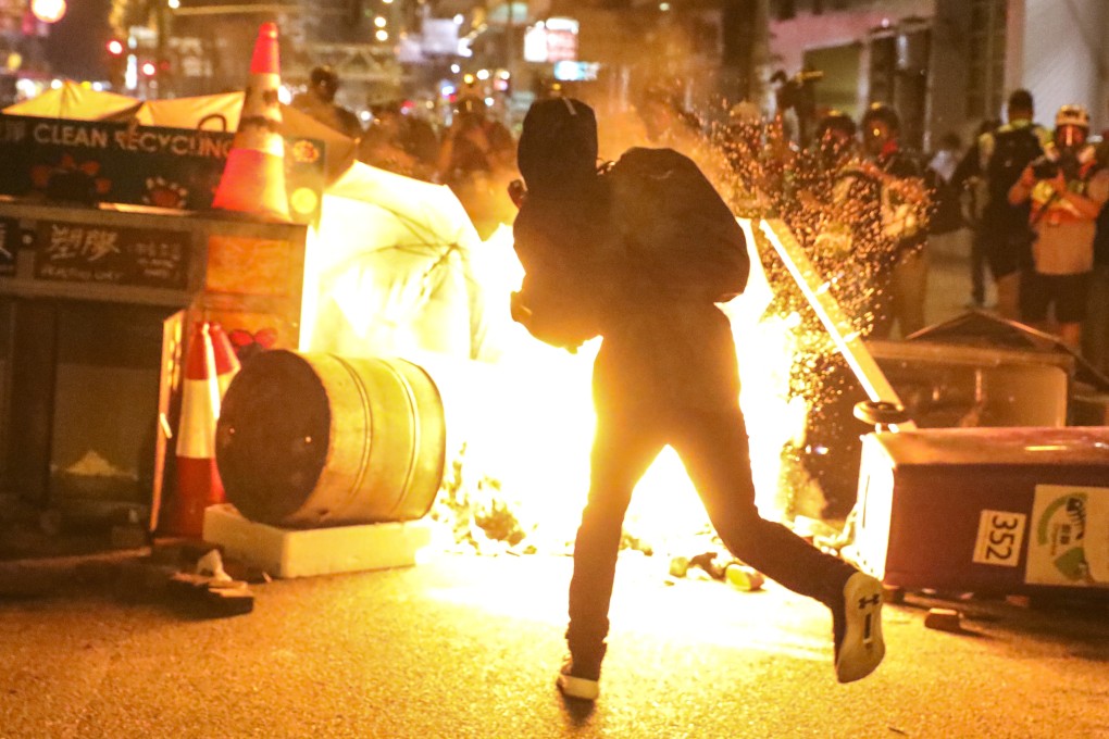 The narrative almost always portrays Hong Kong people involved as civil and reasonable and mainlanders as nationalistic hotheads and blowhards. Photo: K. Y. Cheng