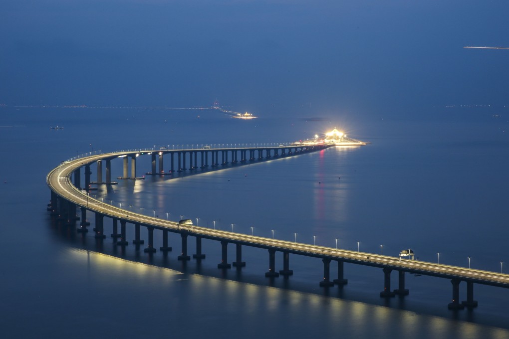 Under new rules for the Hong Kong-Zhuhai-Macau bridge, an initial batch of 40 vehicles are to benefit, with the numbers to be expanded in future. Whether it will enhance usage remains to be seen. Photo: Winson Wong