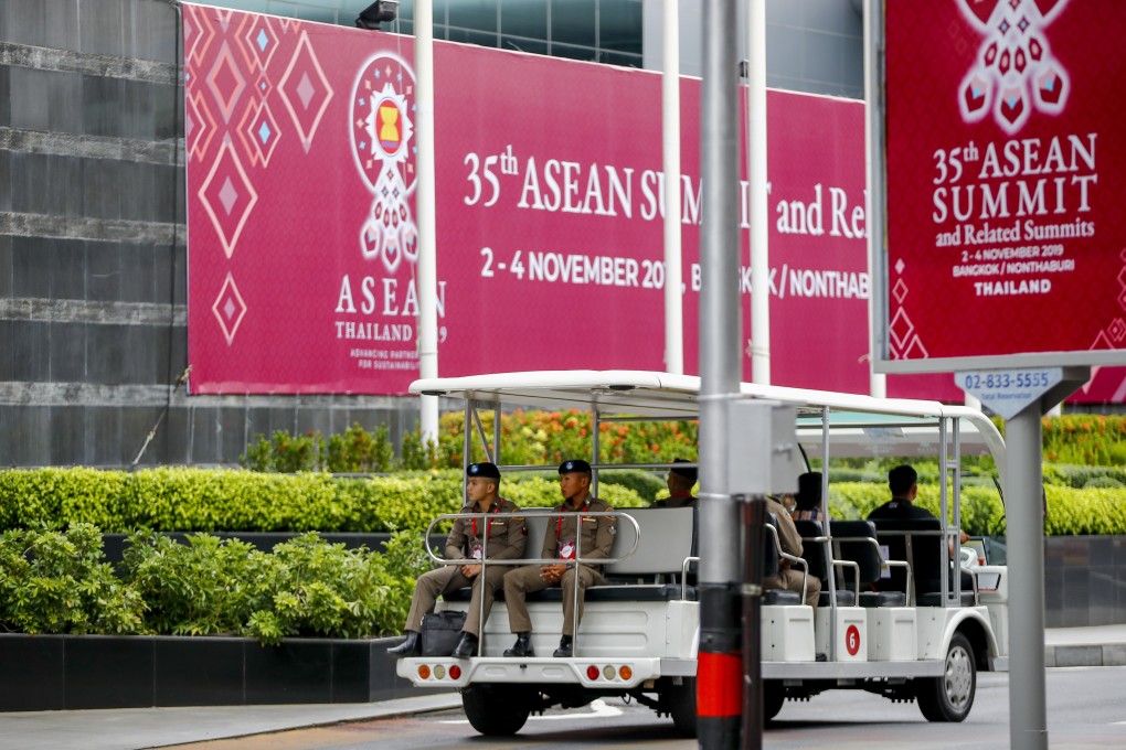 Thai policemen outside the venue for the 35th Asean Summit in Nonthaburi province. Photo: EPA