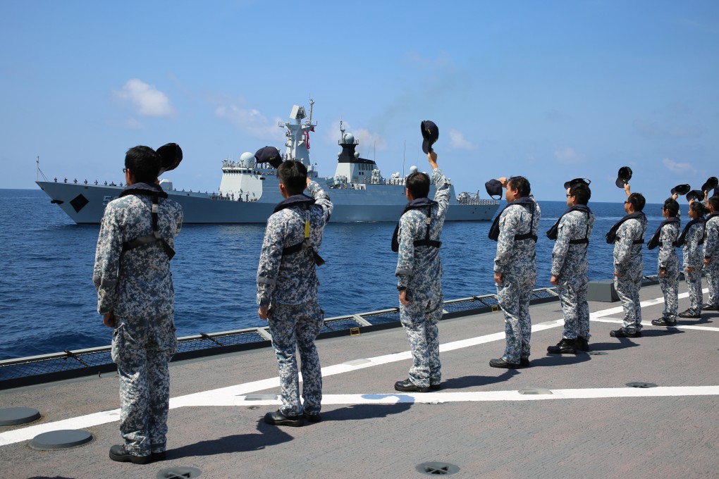 Soldiers and officers of Singapore Navy. Photo: Xinhua