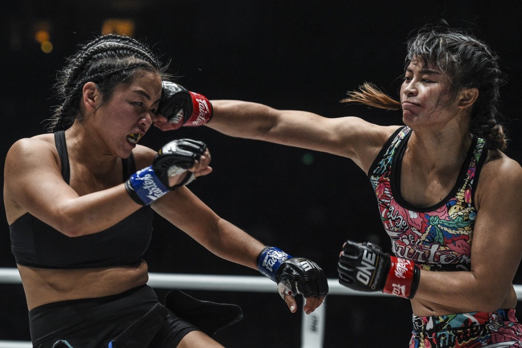 Stamp Fairtex punches Bi Nguyen. Photos: One Championship