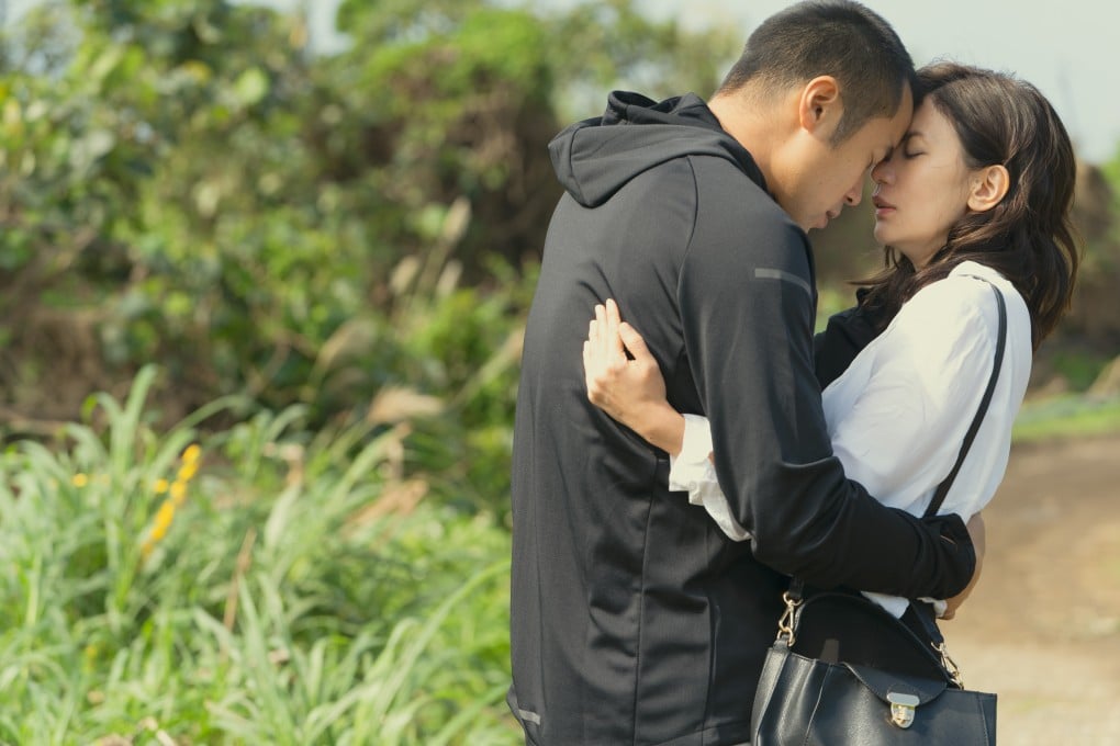 Joseph Chang as Ah Quan and Alyssa Chia as Jiang Jing-fan in a still from Nowhere Man, on Netflix.