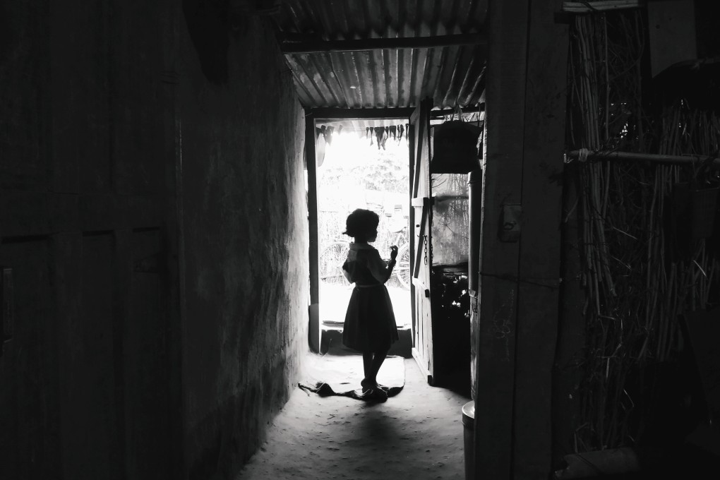 Manisha Uke’s daughter, Janhavi, plays at home. Photo: Kunal Purohit
