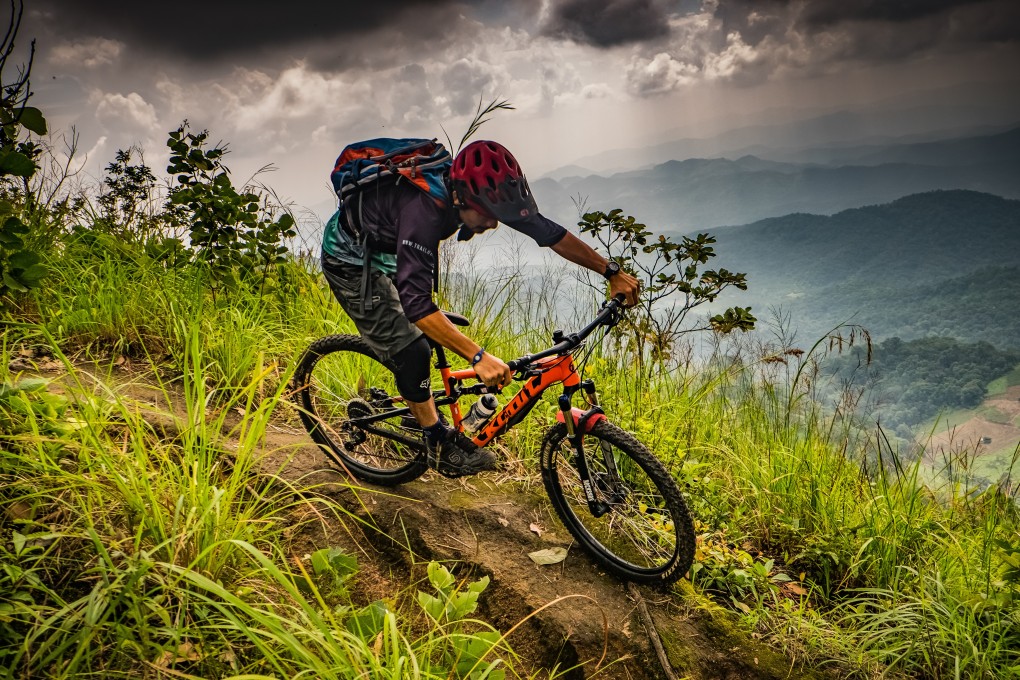 Riding mountain bike in city clearance