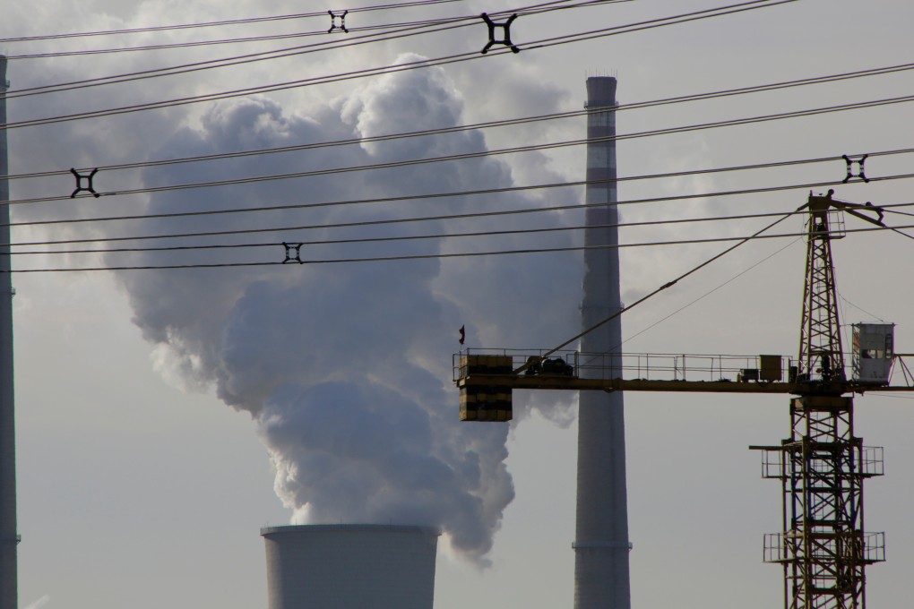 China has 121.3GW of coal-fired power plants under construction, a US report says. Photo: Reuters