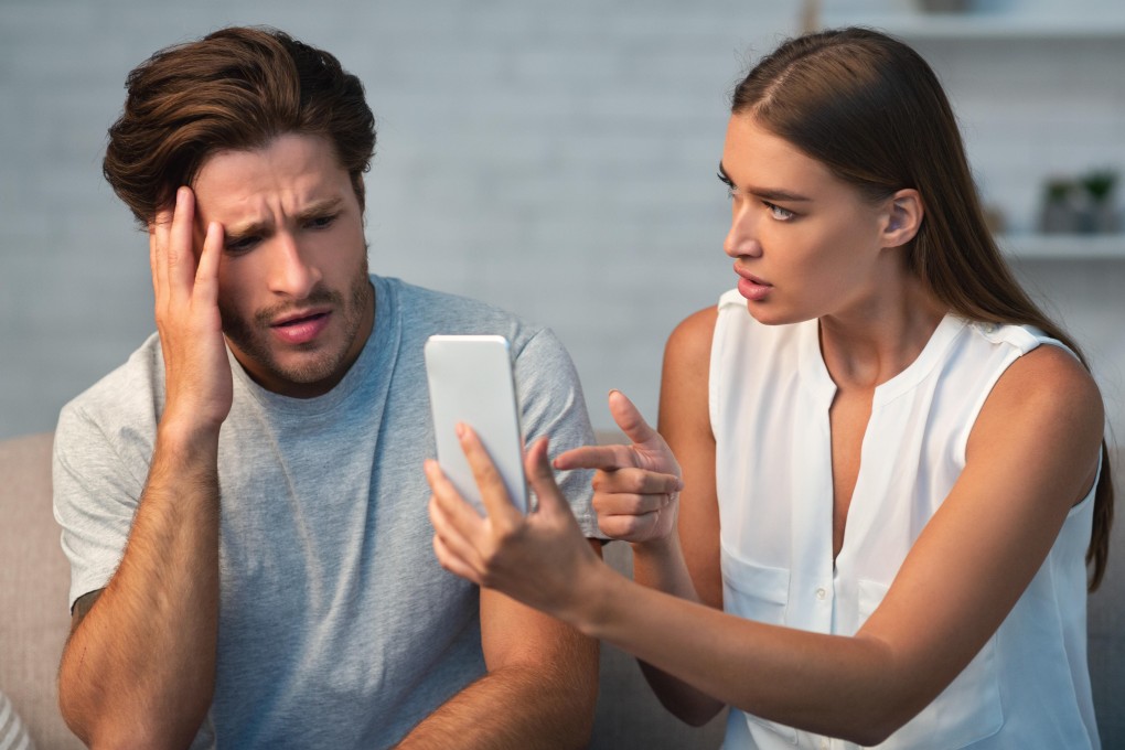 An unwilling mistress shares 10 signs your man could be cheating on you. Photo: Alamy