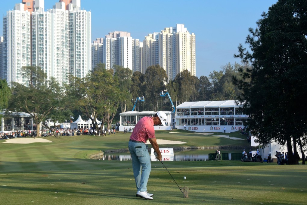 Wade Ormsby of Australia playing the signature 18th hole on his way to winning the 2017 Hong Kong Open at Fanling. Photo: Richard Castka/Sportpixgolf.com