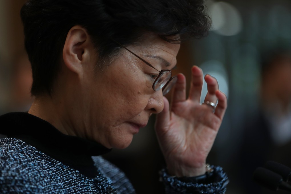 Government heads will have to roll. Beijing has made a serious mistake in keeping Chief Executive Carrie Lam Cheng Yuet-ngor. Photo: Robert Ng