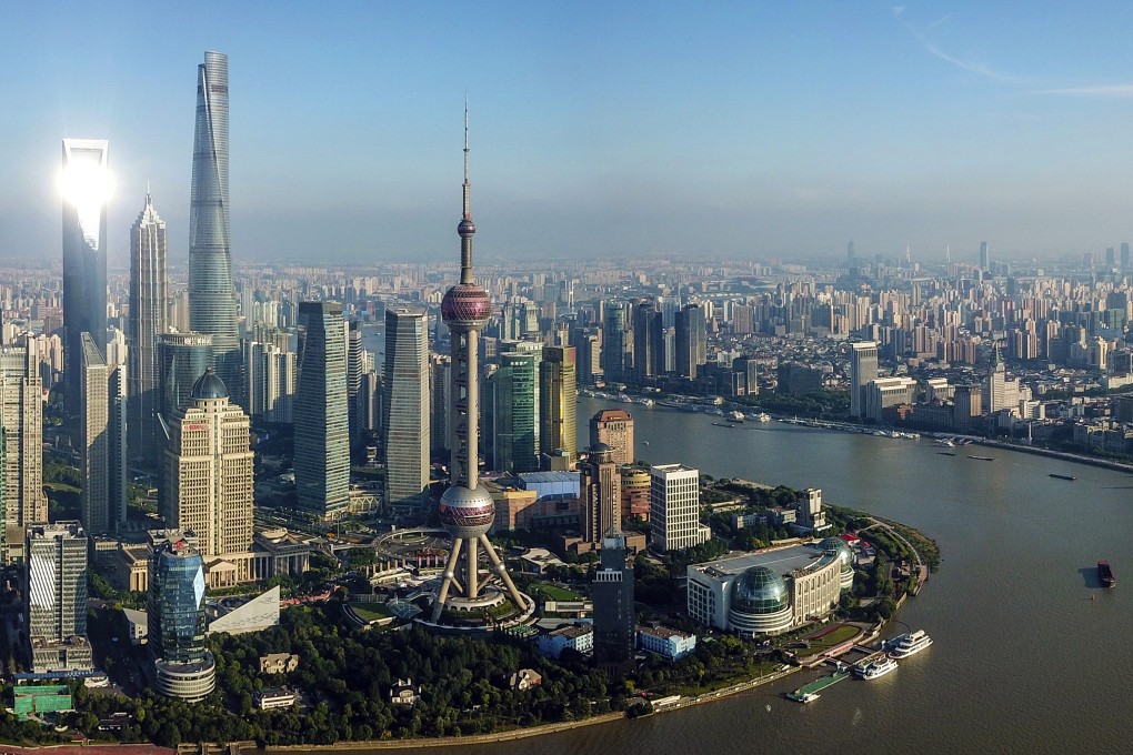 Moody’s negative outlook underscores growing concern over Chinese companies’ credit conditions, following a slew of defaults recently. Photo: Xinhua