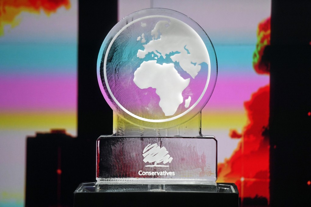 An ice sculpture is put in place for British Prime Minister Boris Johnson in the studio before the start of the Channel 4 News' General Election climate debate in London on Thursday. Photo: EPA-EFE