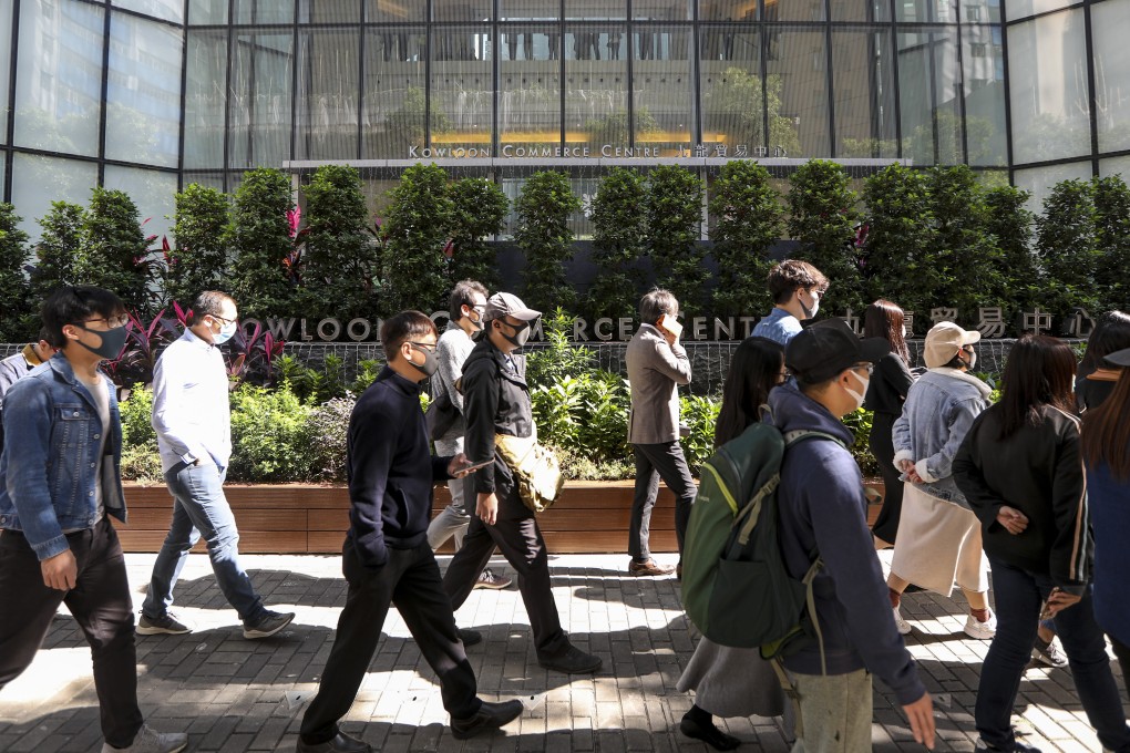 Anti-government protesters hold a lunchtime rally in Kwai Chung. Photo: Roy Issa