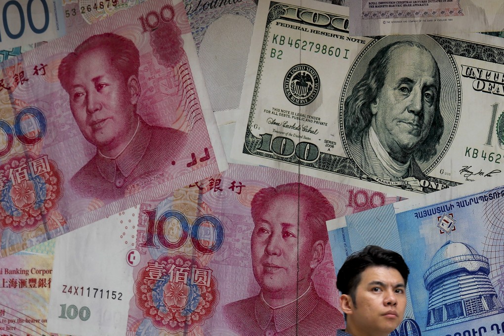 China’s foreign exchange reserves fell to US$3.096 trillion in November. Photo: AP