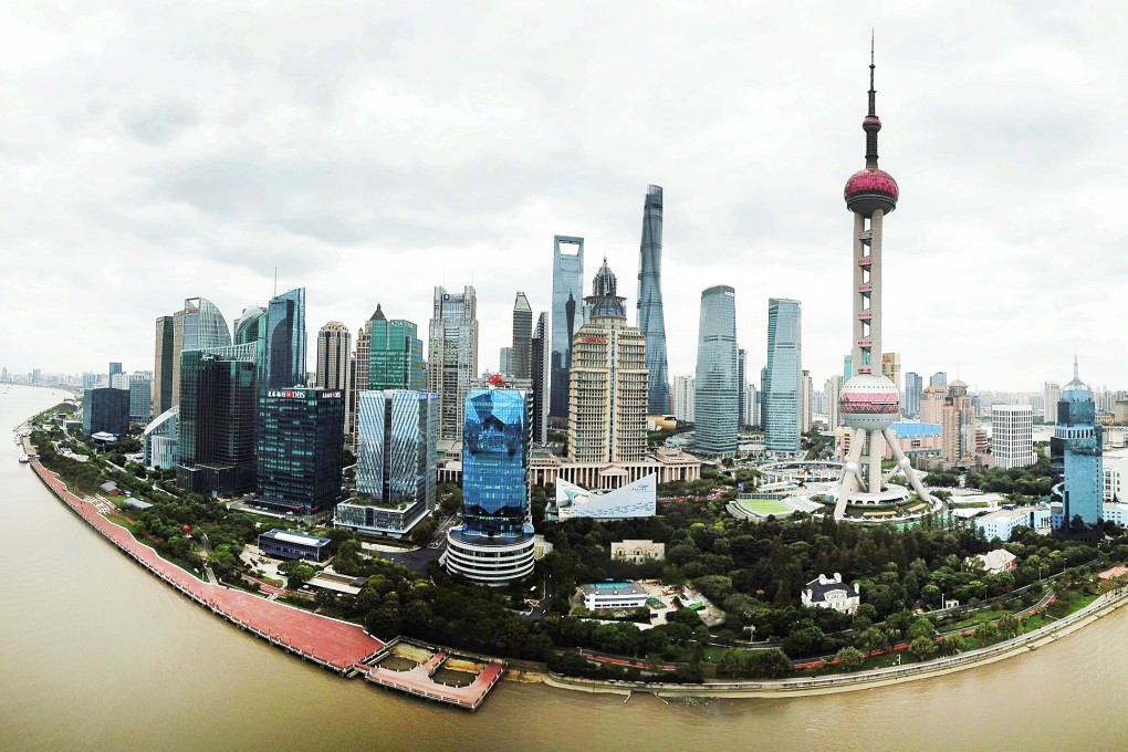 The exchanges in Shanghai and Shenzhen also lag behind the Hong Kong stock exchange, when it comes to attracting listings by spin-off units. Photo: Xinhua