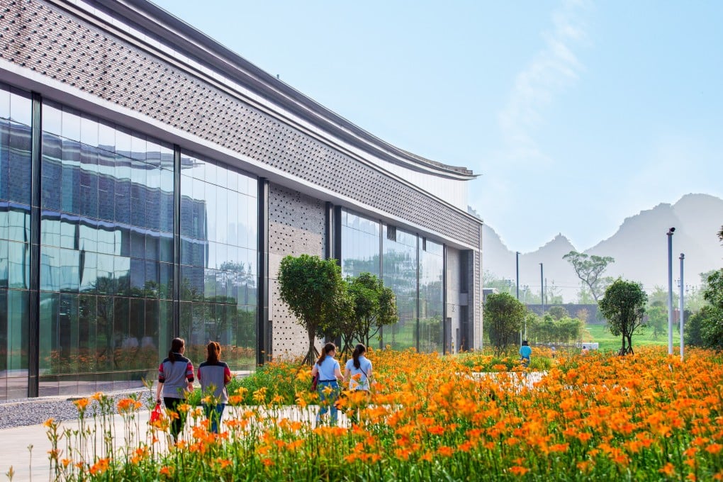 Integral is a production facility in China of Hong Kong-based textile and apparel manufacturer Esquel that promotes sustainable production.