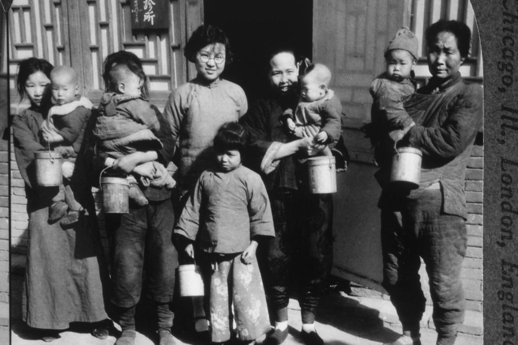 Women and children with cans of milk in China, circa 1900. Photo: Getty Images