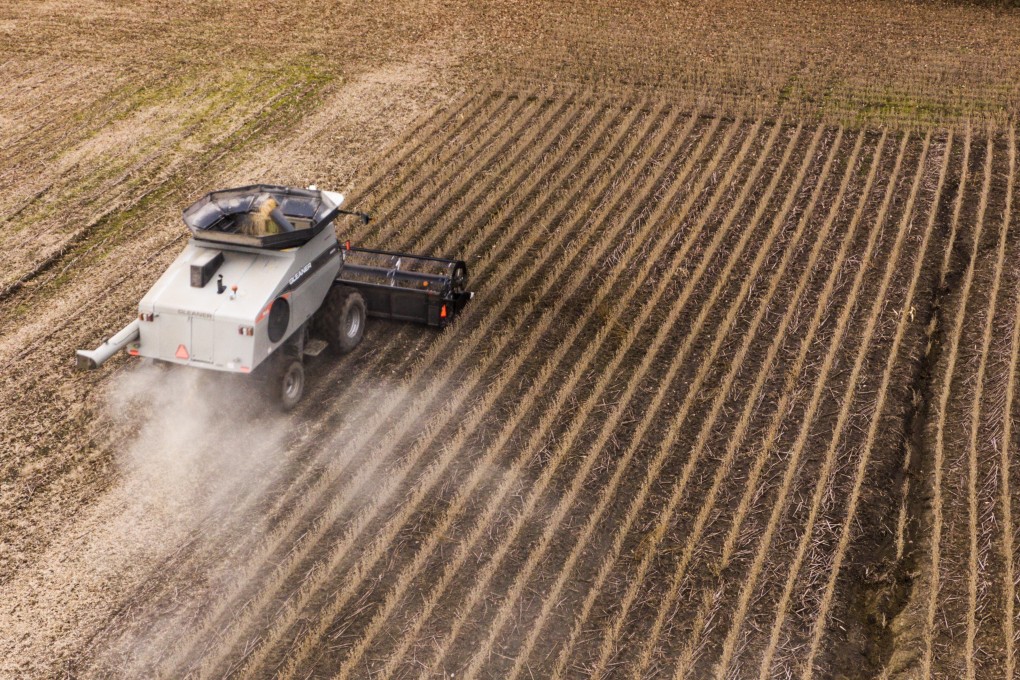 China has agreed to increase imports of US agricultural products over two years. Photo: EPA-EFE