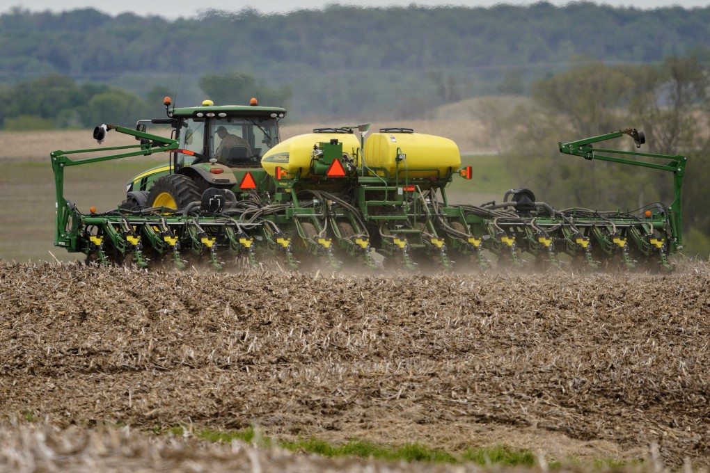 Crops are central to China’s trade policy and relations with the US, and approval for home-grown GMOs would be a significant development, analysts say. Photo: AP