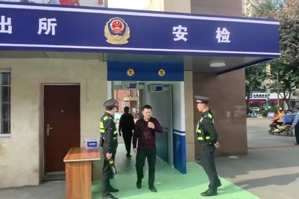 Nanning No 2 People’s Hospital began its new security checks on Monday. Photo: Handout