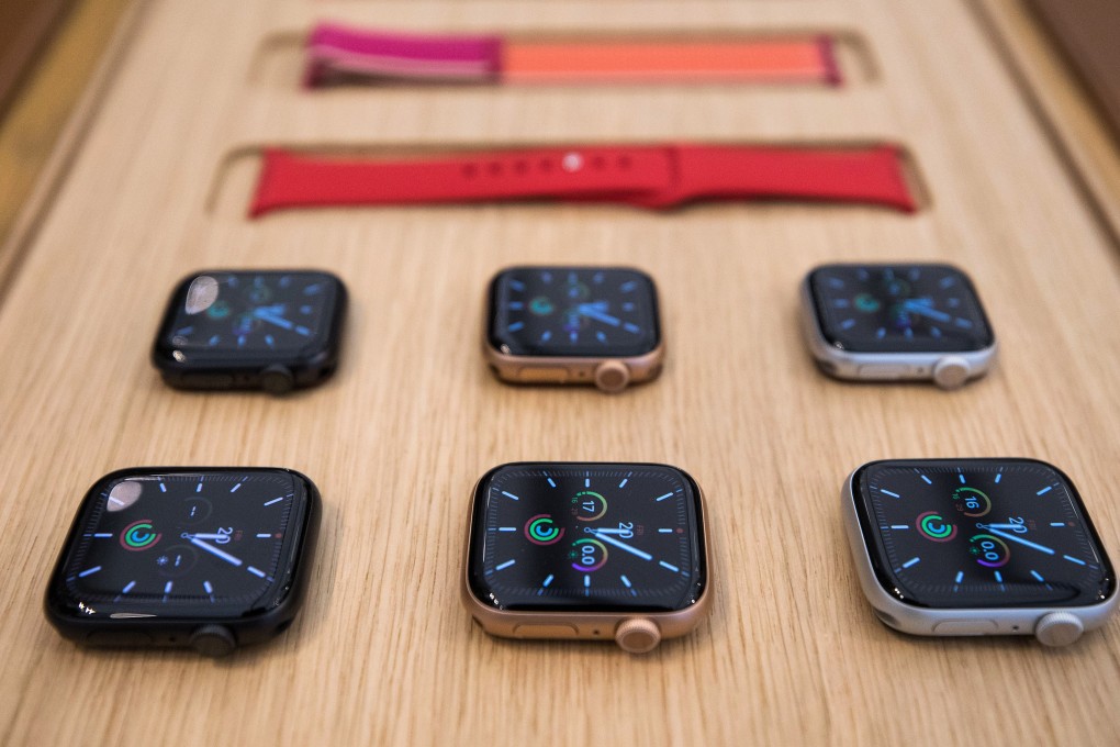 Apple watch series 5 under 300 deals