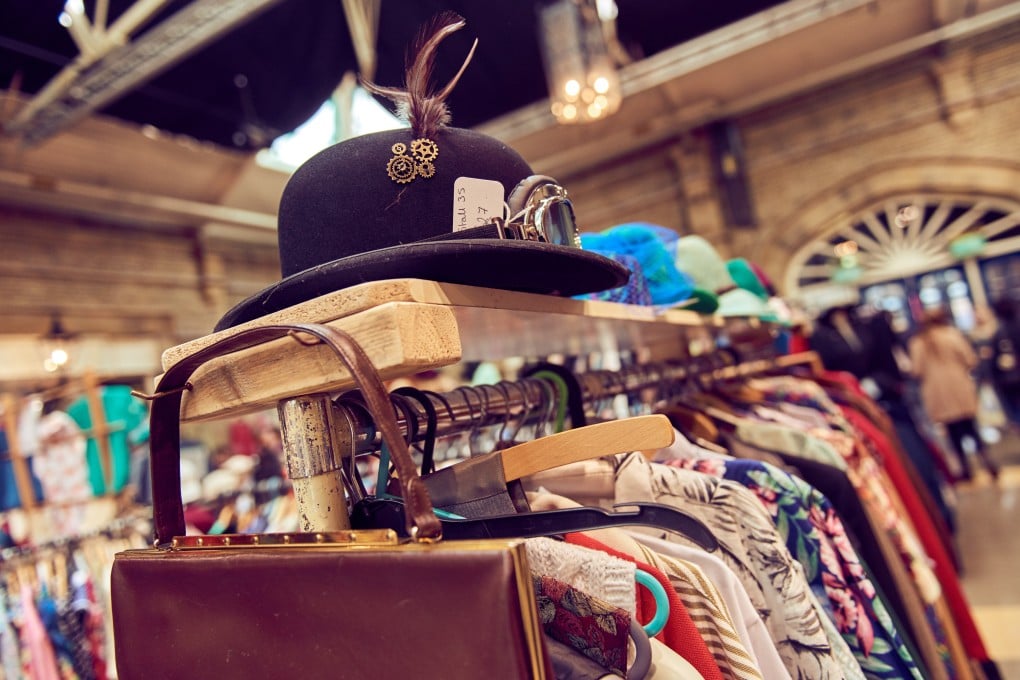 Vintage accessories online sale