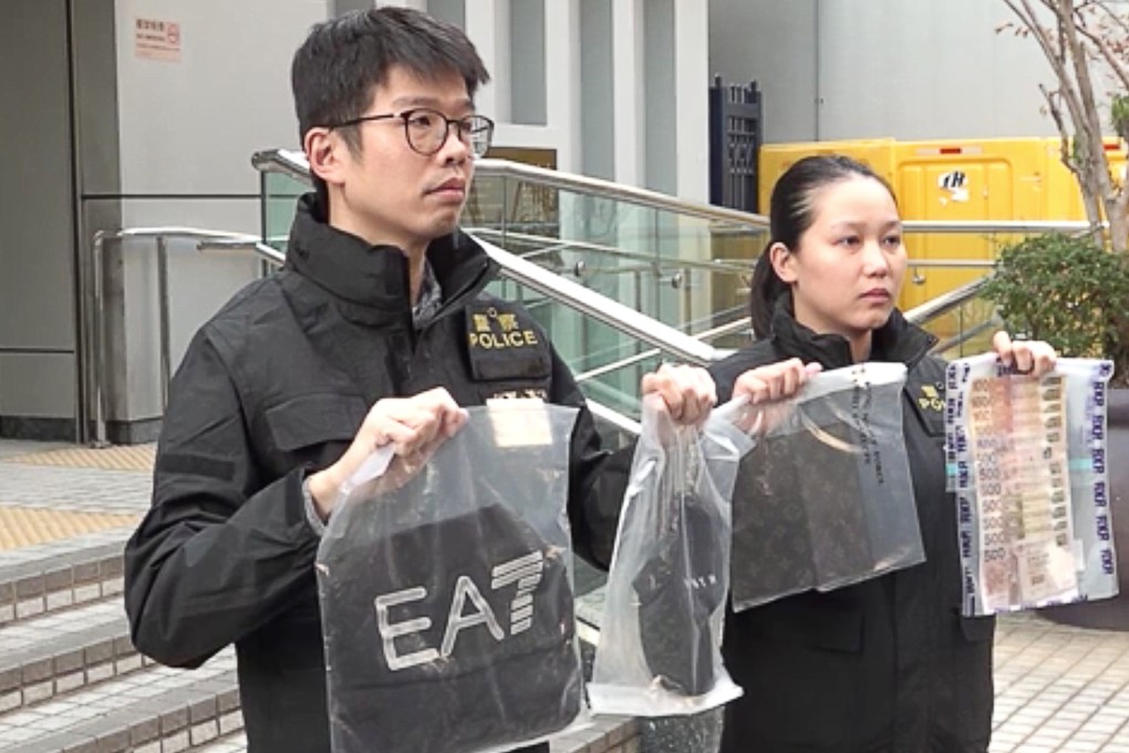 Hong Kong police hunt down three teens over snatch theft after man ...