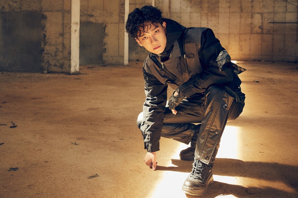 Exo vocalist Chen, aka Kim Jong-dae, announced he will marry his girlfriend, and hinted that they were expecting a baby.