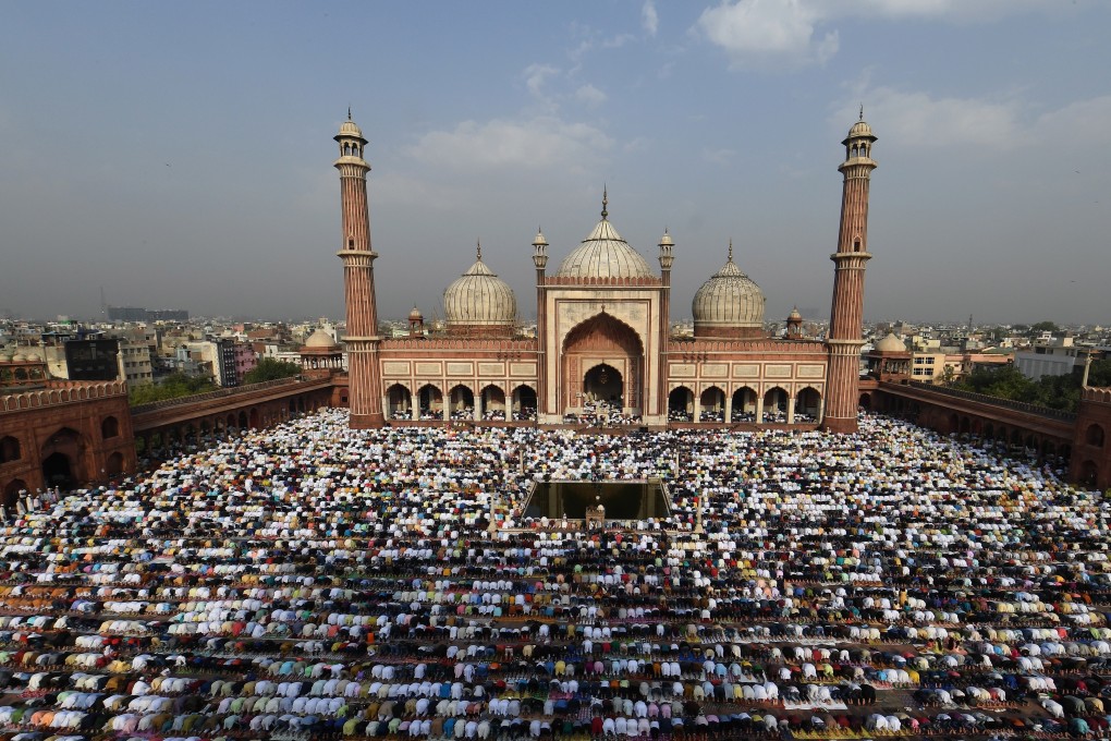 Muslims offer prayers during Eid ul-Fitr, marking the end of the fasting month of Ramadan, at New Delhi’s Jama Masjid, one of India’s largest mosques, on June 5, 2019. Photo: AFP