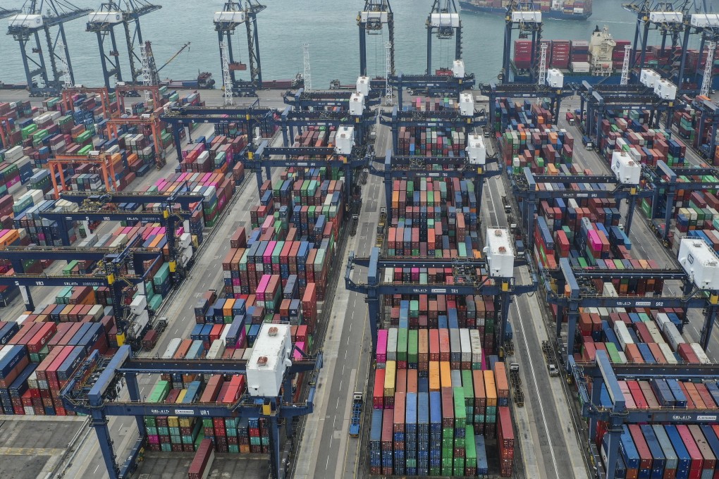 Hong Kong, which counts mainland China as its biggest trade partner, is likely to suffer economically from the coronavirus outbreak. Photo: Roy Issa