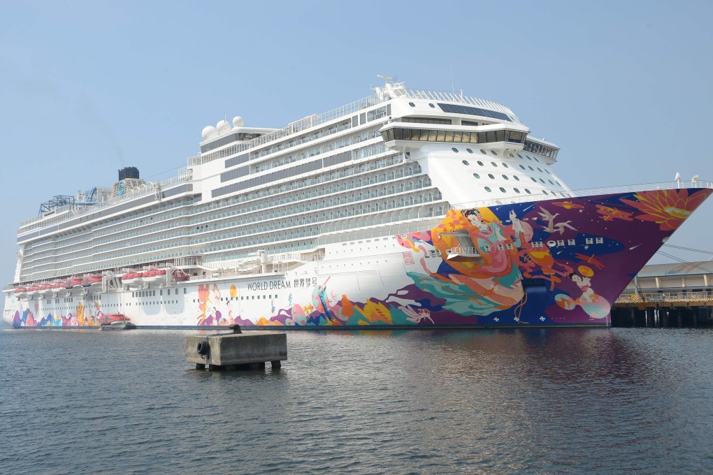 Authorities in Guangdong province have issued an alert for passengers that traveled between China and Vietnam on the World Dream cruise liner. Photo: AFP