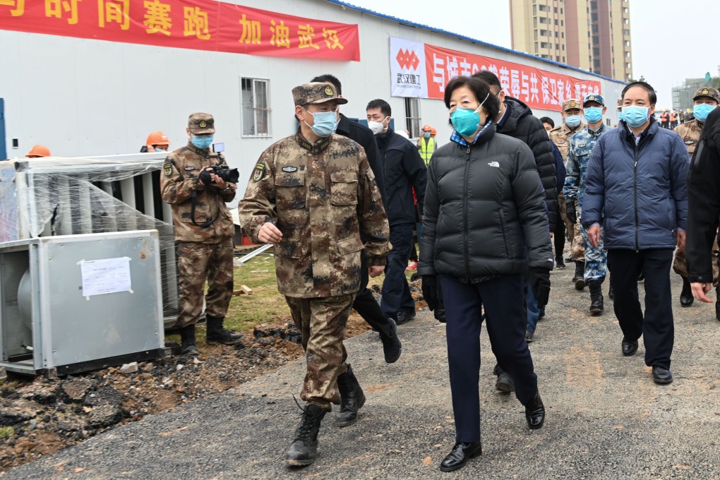 Vice-Premier Sun Chunlan (right) inspects the temporary Huoshenshan hospital in Wuhan on Sunday. Photo: Xinhua