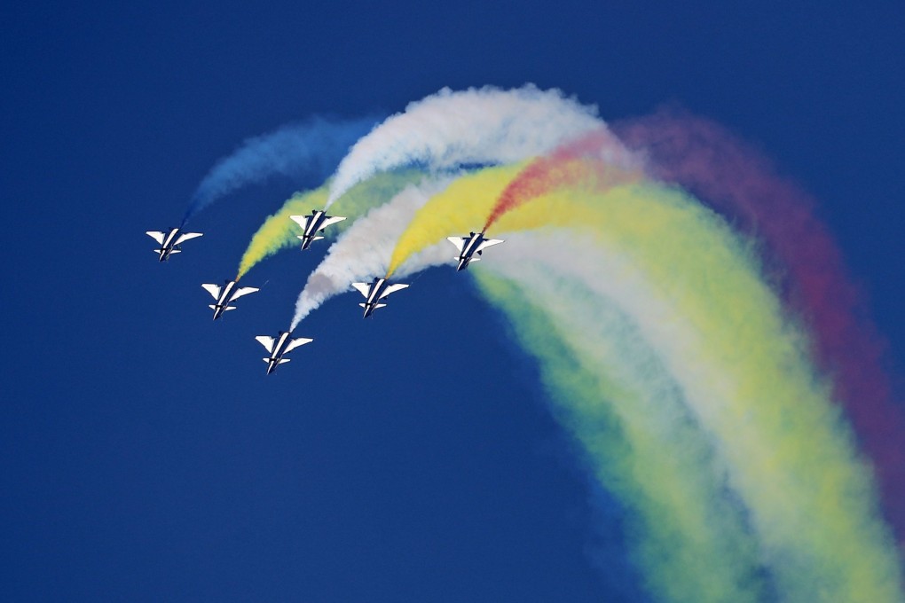 Chengdu J-10 fighter jets from the Chinese August 1st aerobatic team perform during the Dubai Airshow in 2017. Photo: AFP