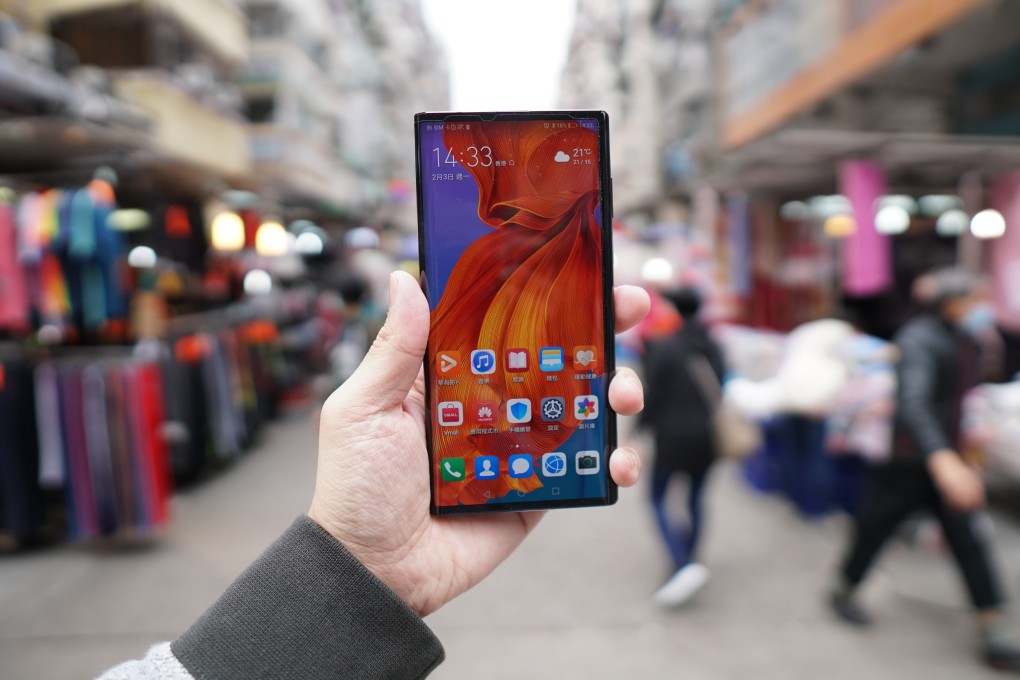 The Huawei Mate X, when folded, looks and feels like a premium flagship phone from late 2019. Photo: Ben Sin