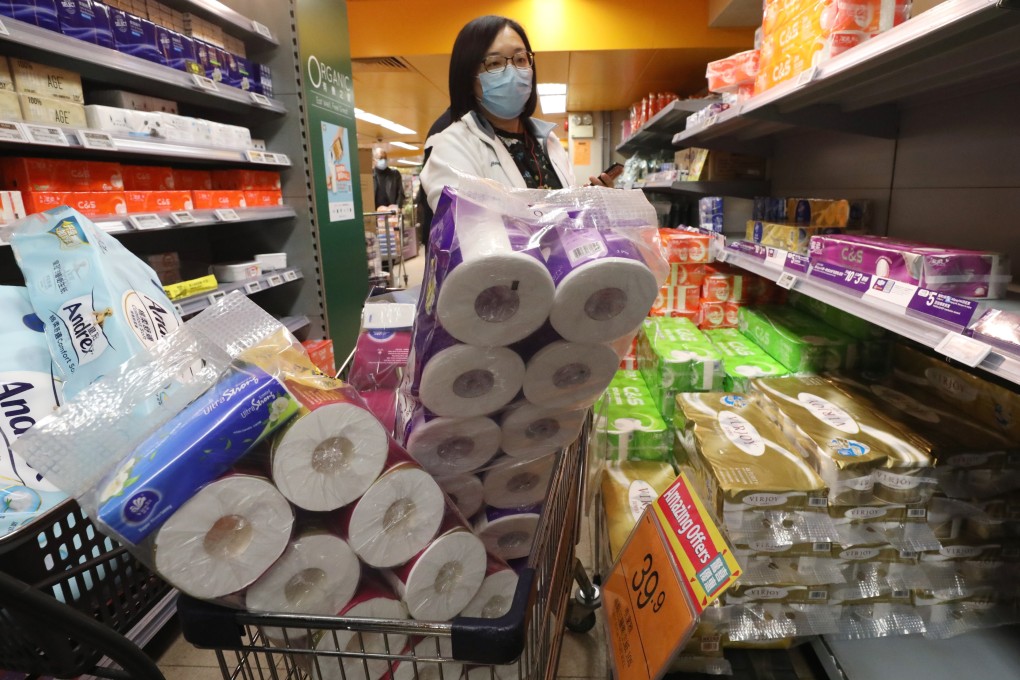 Hongkongers put themselves at risk of contracting the new coronavirus by flocking to buy masks, rice and toilet paper. Photo: Nora Tam