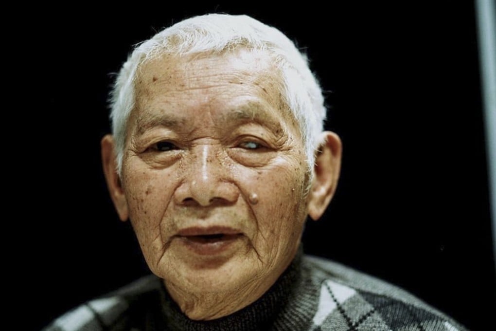 Fung Tze-wei came to the UK in 1975. He initially worked in Chinatown restaurant kitchens before buying his own Chinese takeaway on Willesden High Road. He is one of several members of London’s Chinatown community to be featured in a new Instagram gallery. Photo: #HumansOfChinatownLondon / Ken Lam