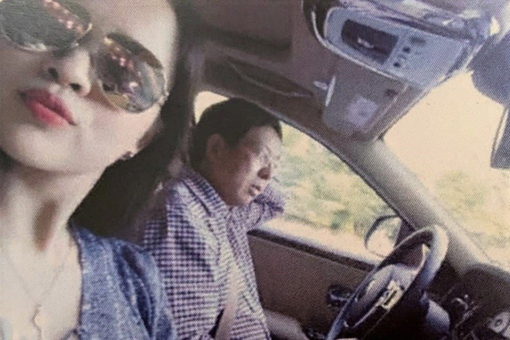 Peipei Li and Chinese tech tycoon Luhua Rao in a selfie Li shared with Rao via WeChat on August 25, 2016. “Hubby drives the car carrying me. I’m happy as a bird wanting to fly,” Li said of the picture, taken during a trip by Rao to Canada. Photo: BC Supreme Court exhibit / Peipei Li
