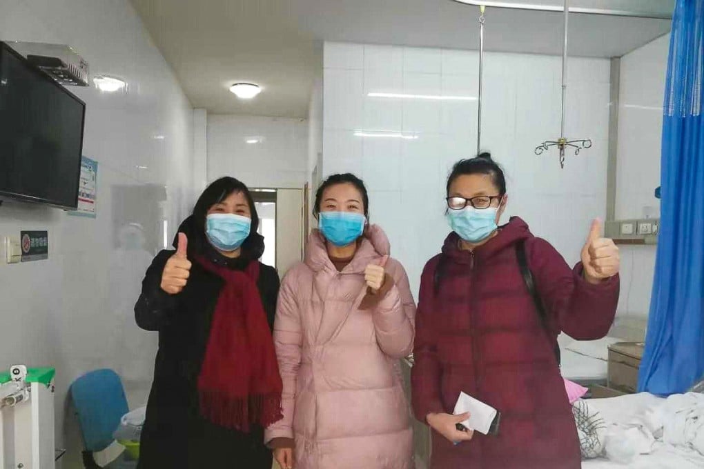 Feng Chuncui (right) pictured on the ward with two other Covid-19 patients. Photo: Handout