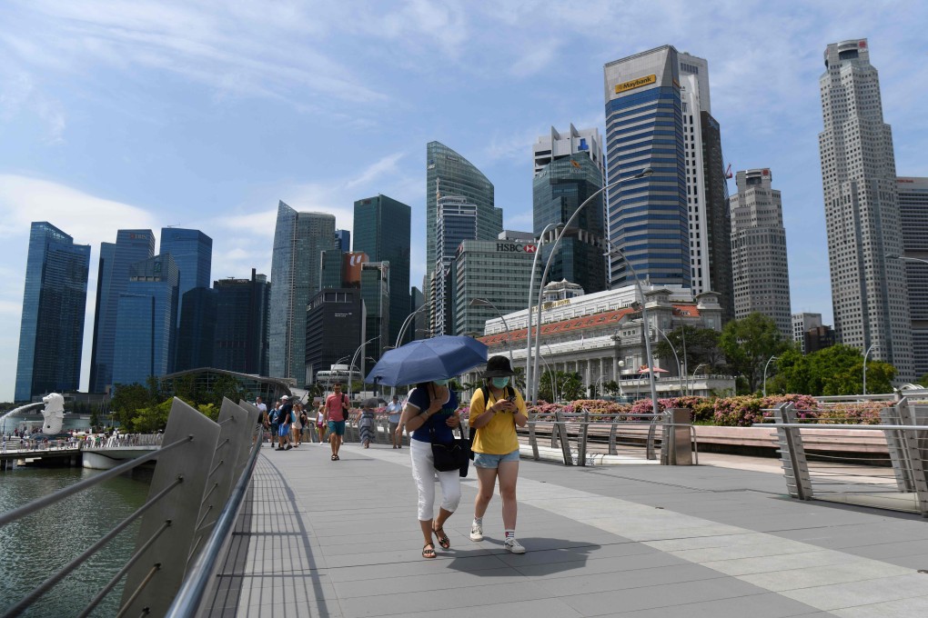 Coronavirus: Singapore tightens rules for residents returning from ...