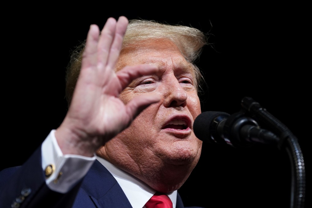 Donald Trump holds a campaign rally in Phoenix, Arizona. Photo: Reuters