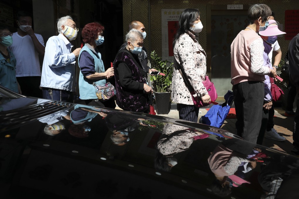 Permanent residents are already entitled to a HK$10,000 payment, but others living in Hong Kong are also set to benefit. Photo: Nora Tam