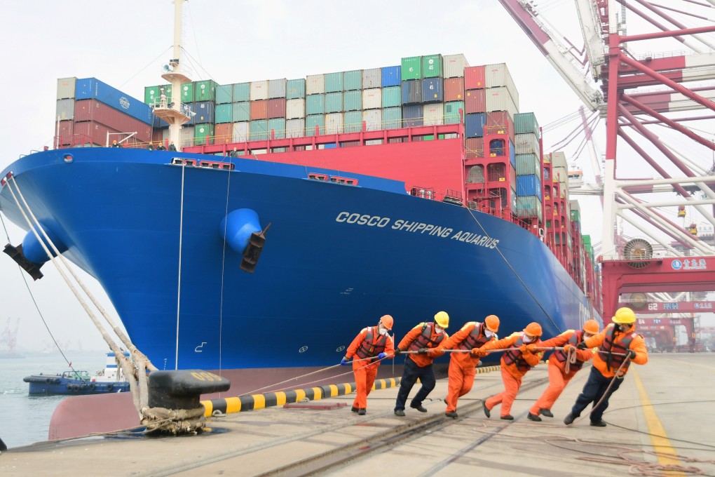 Insurance company Euler Hermes suggested that US$320 billion will be trimmed from global trade per quarter due to business disruptions stemming from the coronavirus. Photo: Reuters