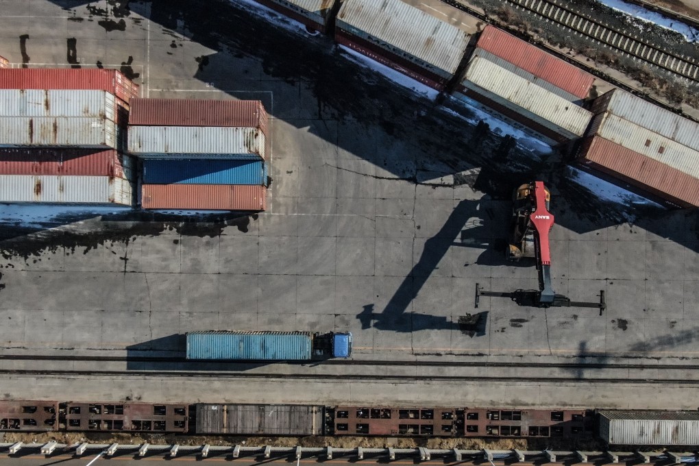 Aerial photo taken on March 5, 2020 shows containers at a logistic station of Shenyang East Railway Station in Shenyang, northeast China's Liaoning Province. Photo: Xinhua